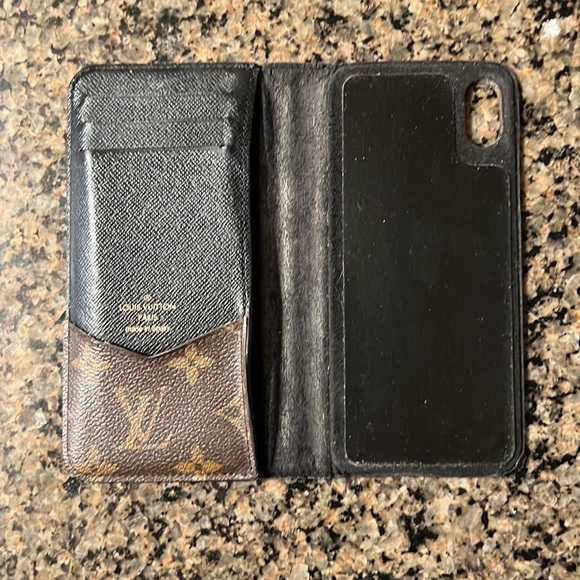 Louis Vuitton IPhone XS Max Folio - Picture 6 of 10